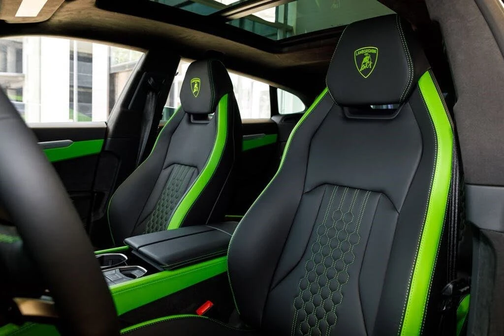 2025 Lamborghini Urus SE - Image 10 of 31