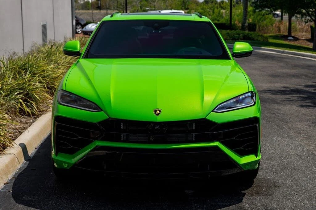 2025 Lamborghini Urus SE - Image 8 of 31