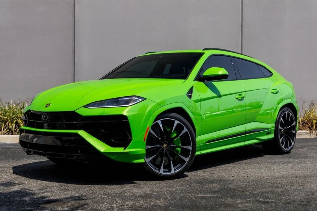 2025 Lamborghini Urus SE - Image 28 of 31