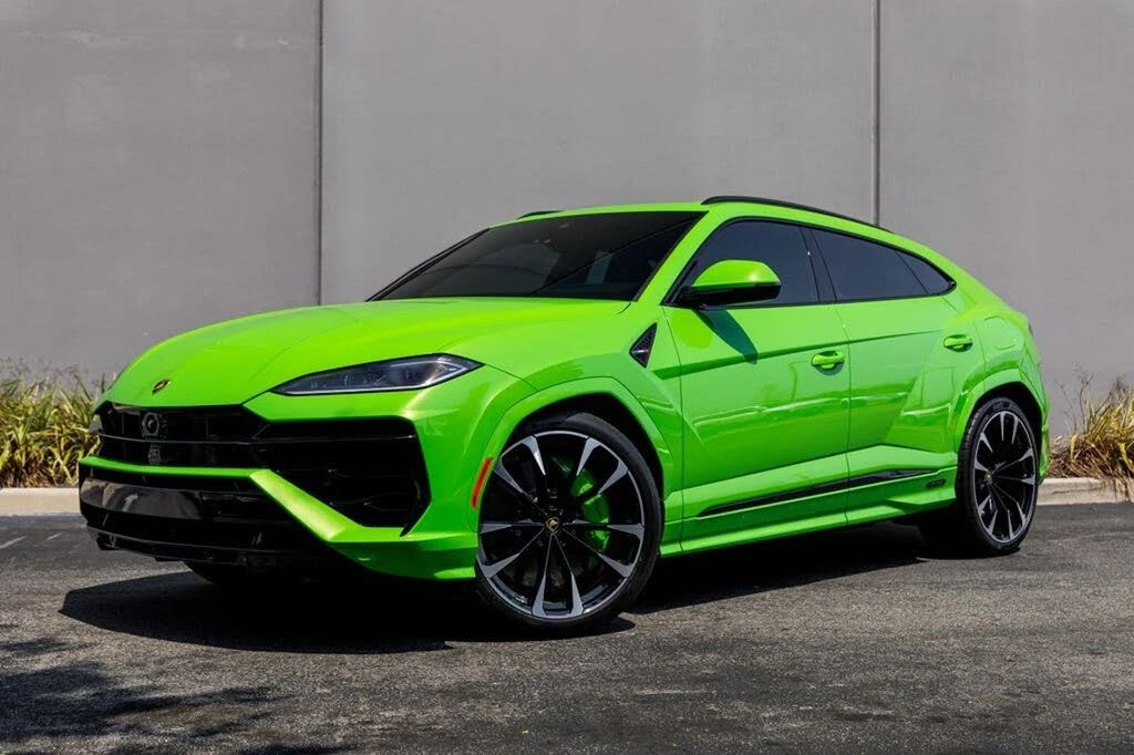 2025 Lamborghini Urus SE - Image 27 of 31