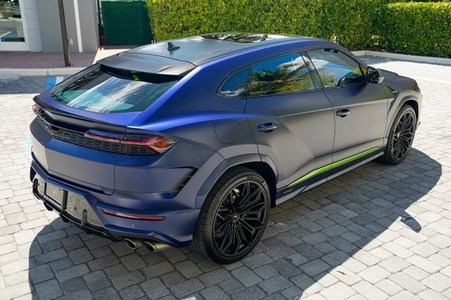 2025 Lamborghini Urus SE - Image 27 of 31