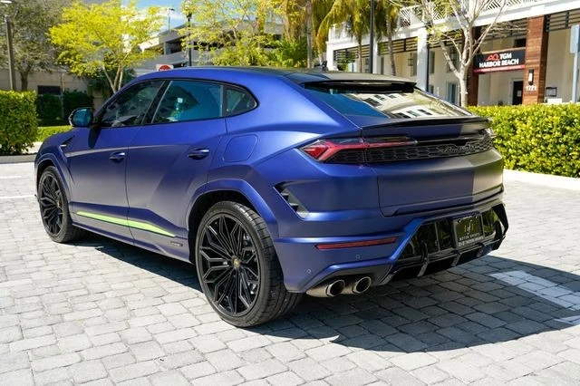 2025 Lamborghini Urus SE - Image 19 of 31