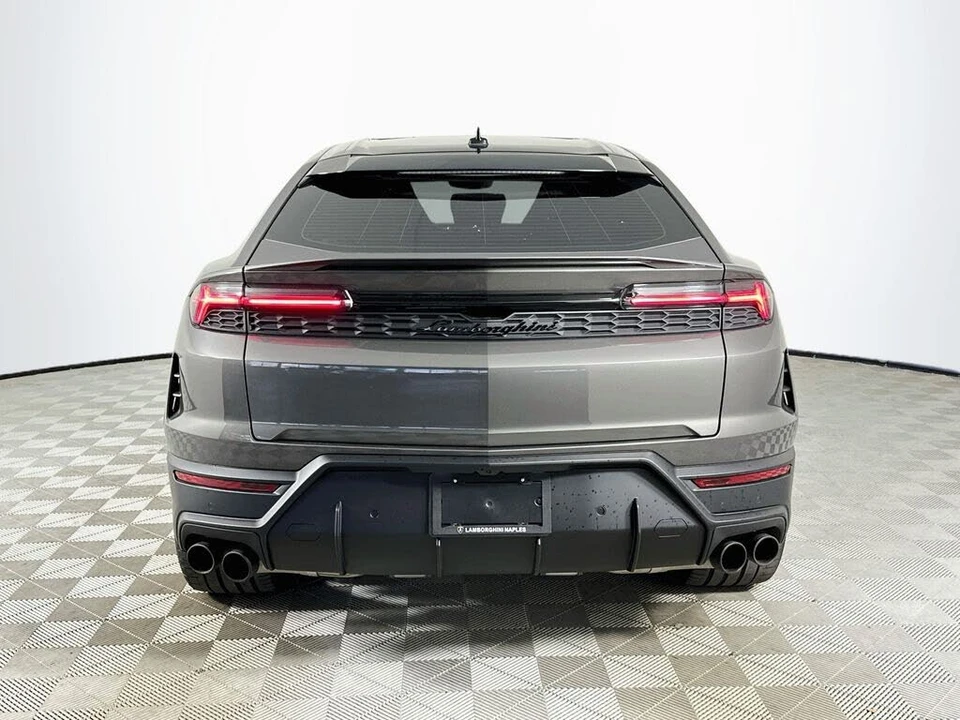 2025 Lamborghini Urus SE - Image 6 of 31