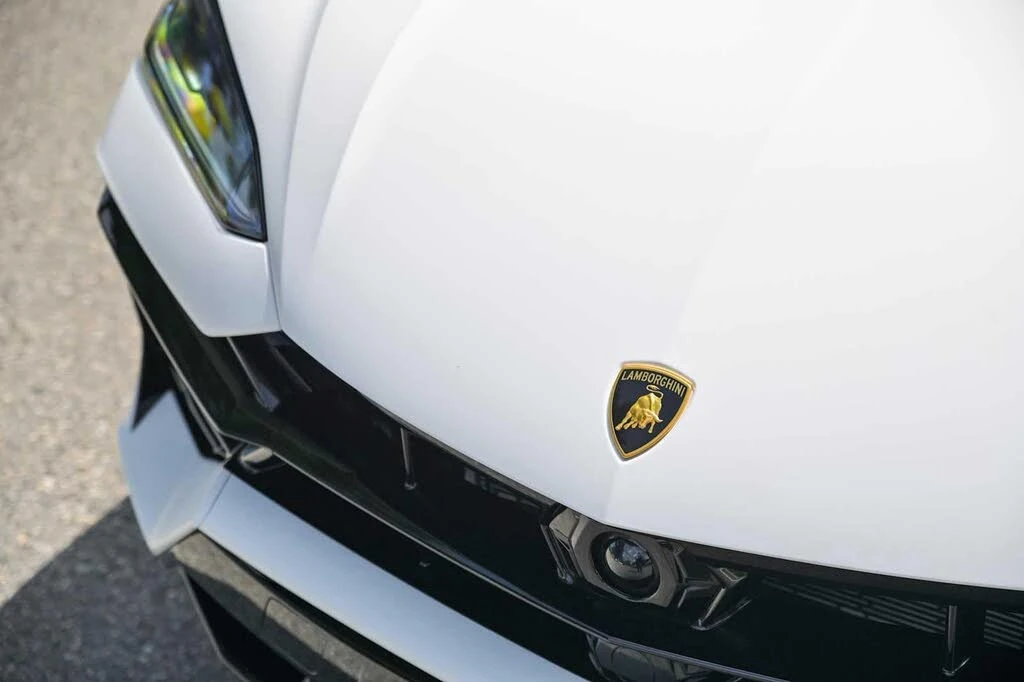 2025 Lamborghini Urus SE - Image 17 of 31