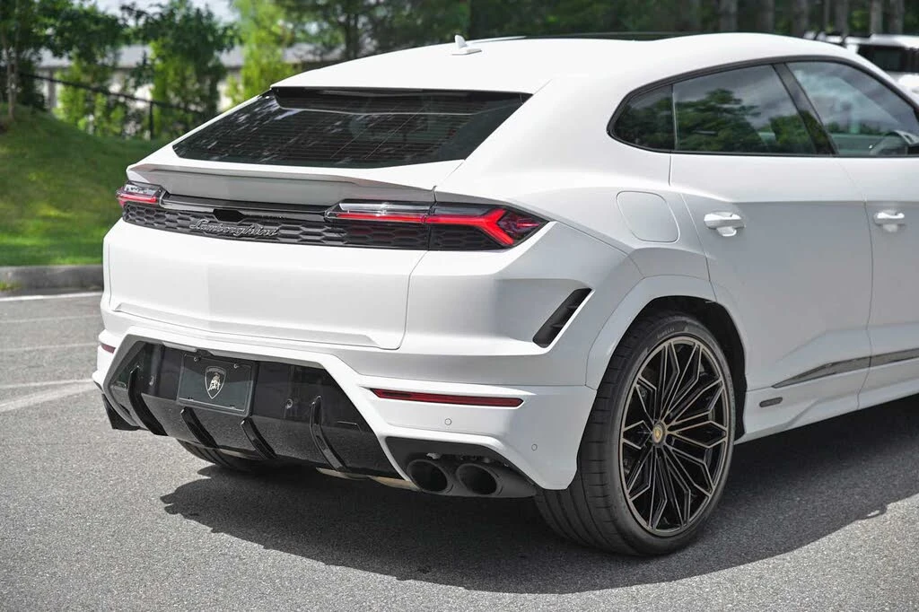 2025 Lamborghini Urus SE - Image 10 of 31
