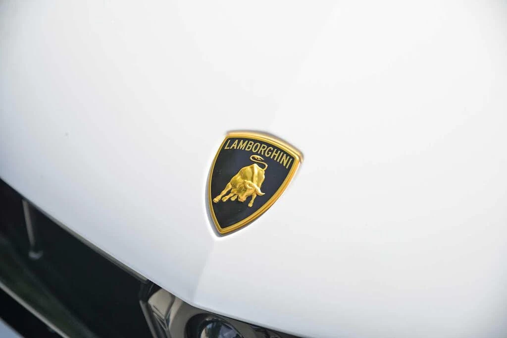 2025 Lamborghini Urus SE - Image 18 of 31
