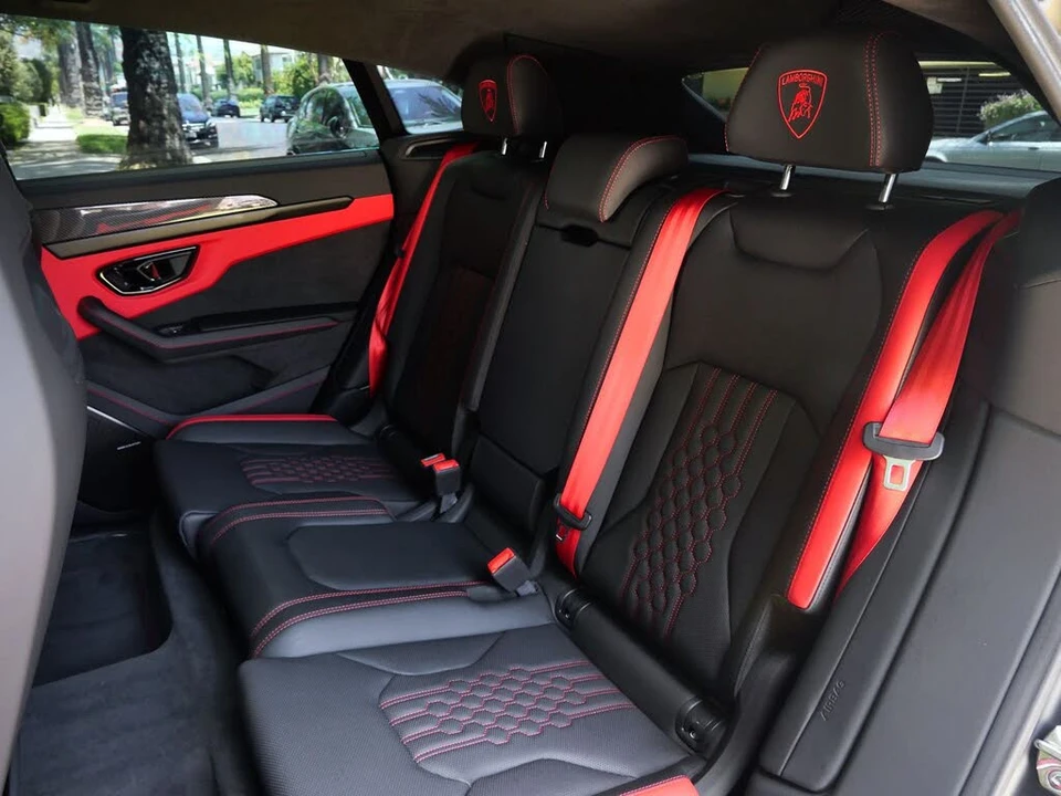 2025 Lamborghini Urus SE - Image 6 of 27