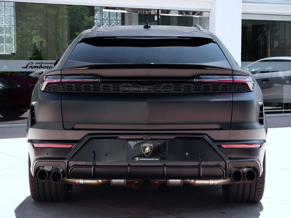 2025 Lamborghini Urus SE - Image 4 of 27