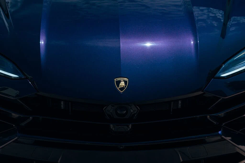 2025 Lamborghini Urus SE - Image 18 of 31