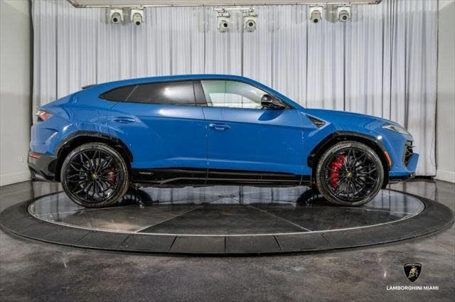 2025 Lamborghini Urus SE - Image 31 of 31