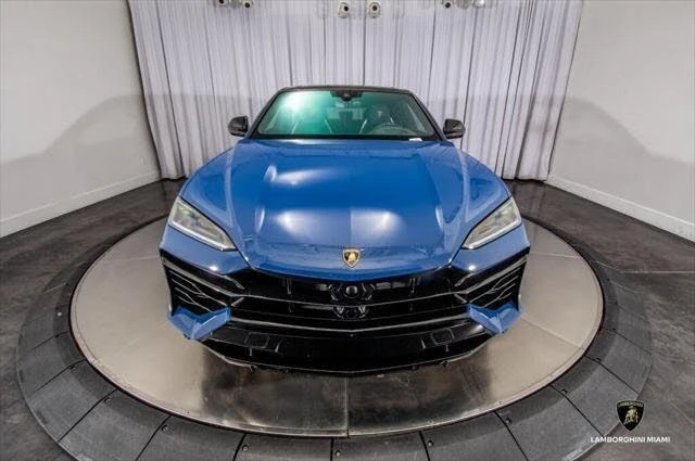2025 Lamborghini Urus SE - Image 7 of 31