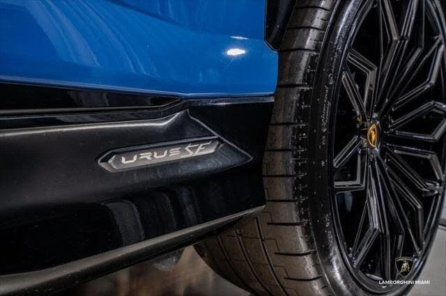 2025 Lamborghini Urus SE - Image 17 of 31