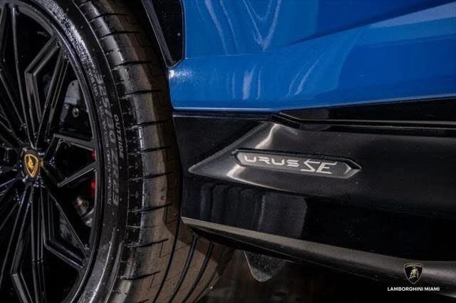2025 Lamborghini Urus SE - Image 4 of 31