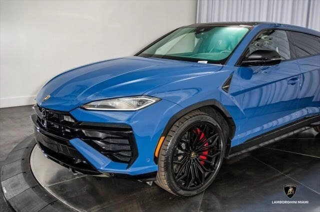 2025 Lamborghini Urus SE - Image 14 of 31