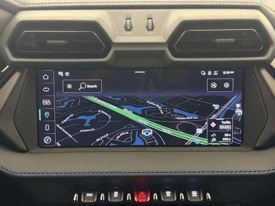 2025 Lamborghini Urus SE - Image 13 of 31