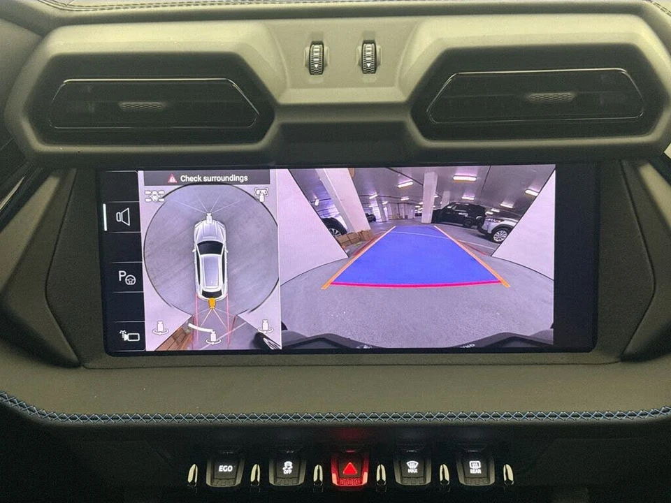 2025 Lamborghini Urus SE - Image 14 of 31