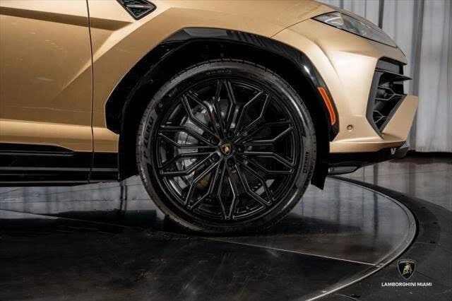 2025 Lamborghini Urus SE - Image 20 of 31
