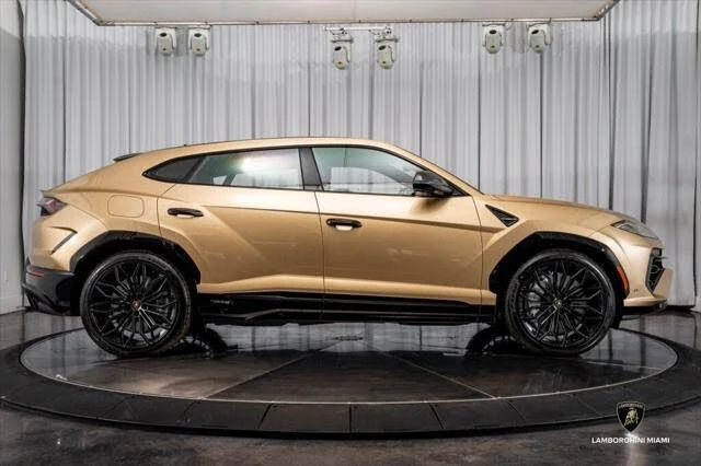 2025 Lamborghini Urus SE - Image 18 of 31