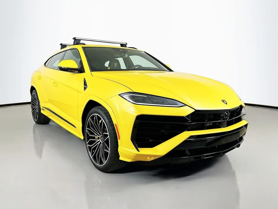 2025 Lamborghini Urus SE - Image 3 of 31