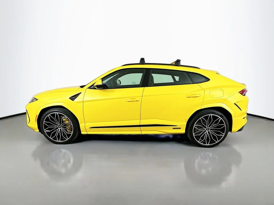 2025 Lamborghini Urus SE - Image 8 of 31