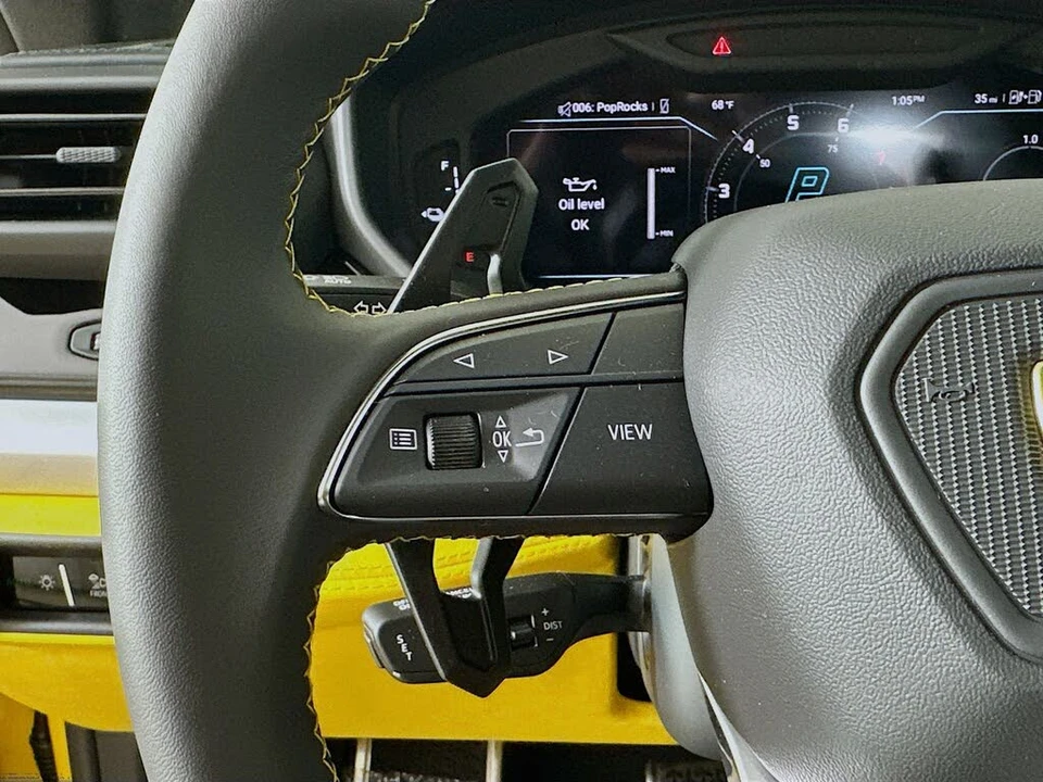 2025 Lamborghini Urus SE - Image 12 of 31