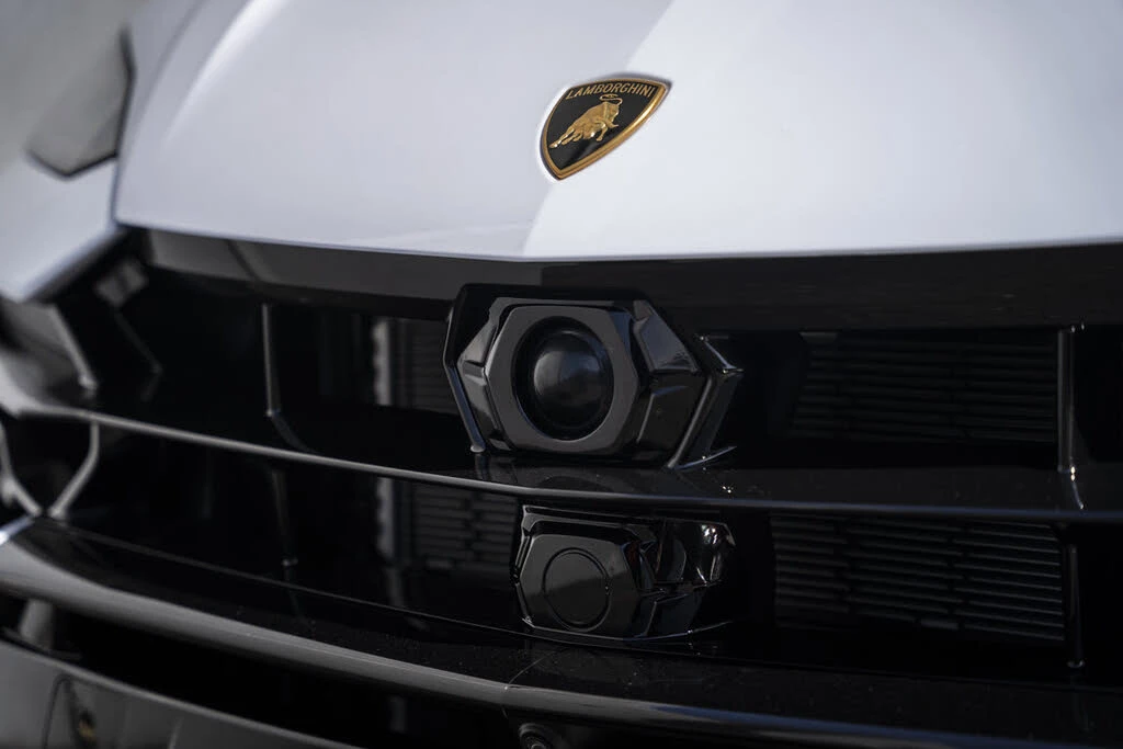 2025 Lamborghini Urus SE - Image 19 of 31