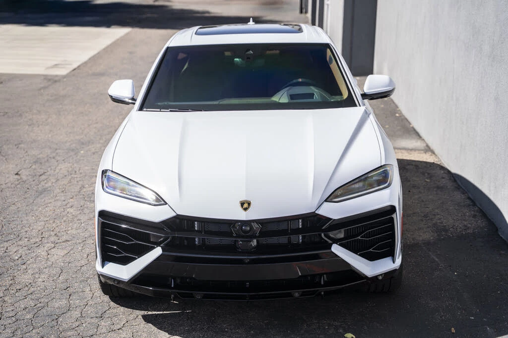 2025 Lamborghini Urus SE - Image 8 of 31