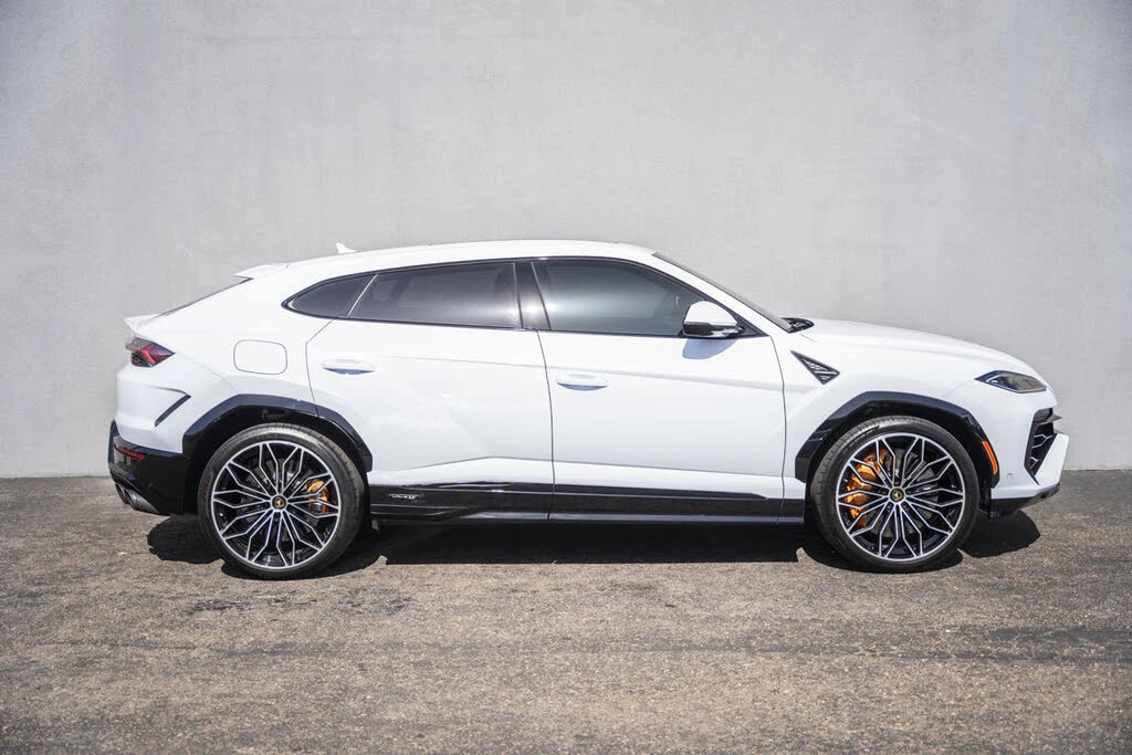 2025 Lamborghini Urus SE - Image 6 of 31