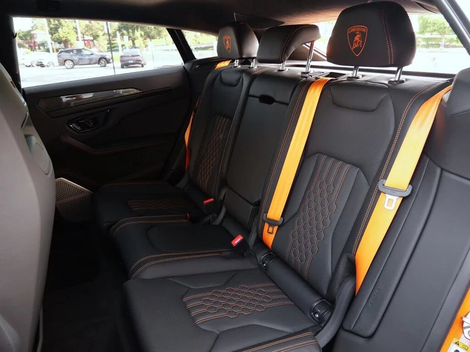 2025 Lamborghini Urus SE - Image 6 of 29