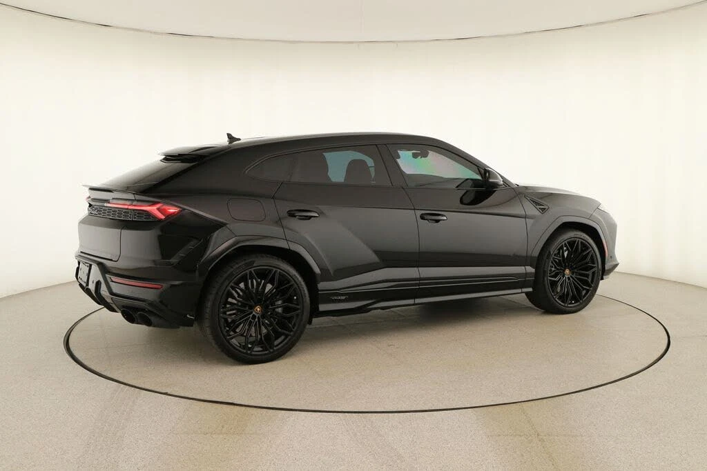 2025 Lamborghini Urus SE - Image 8 of 31