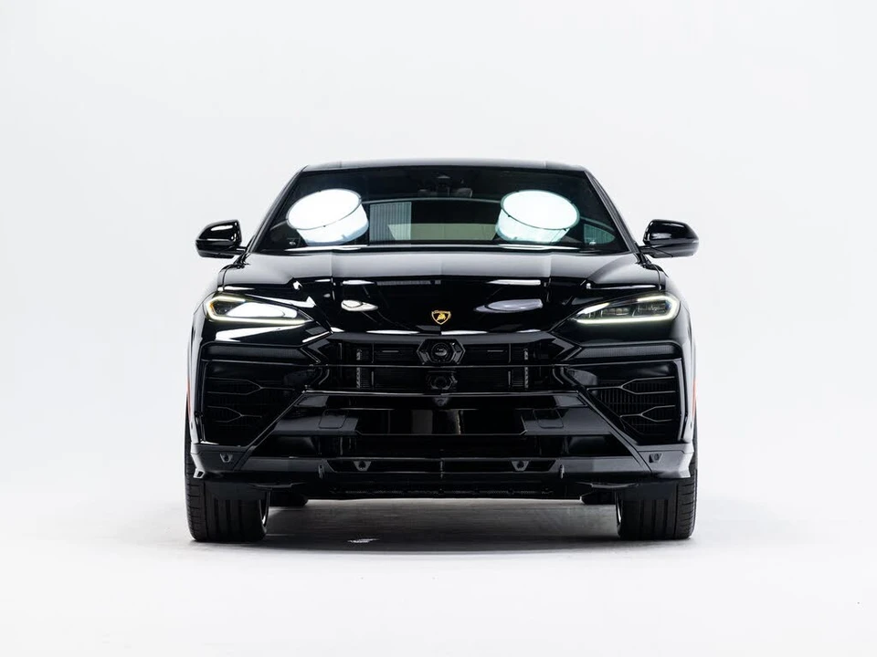 2025 Lamborghini Urus SE - Image 8 of 31