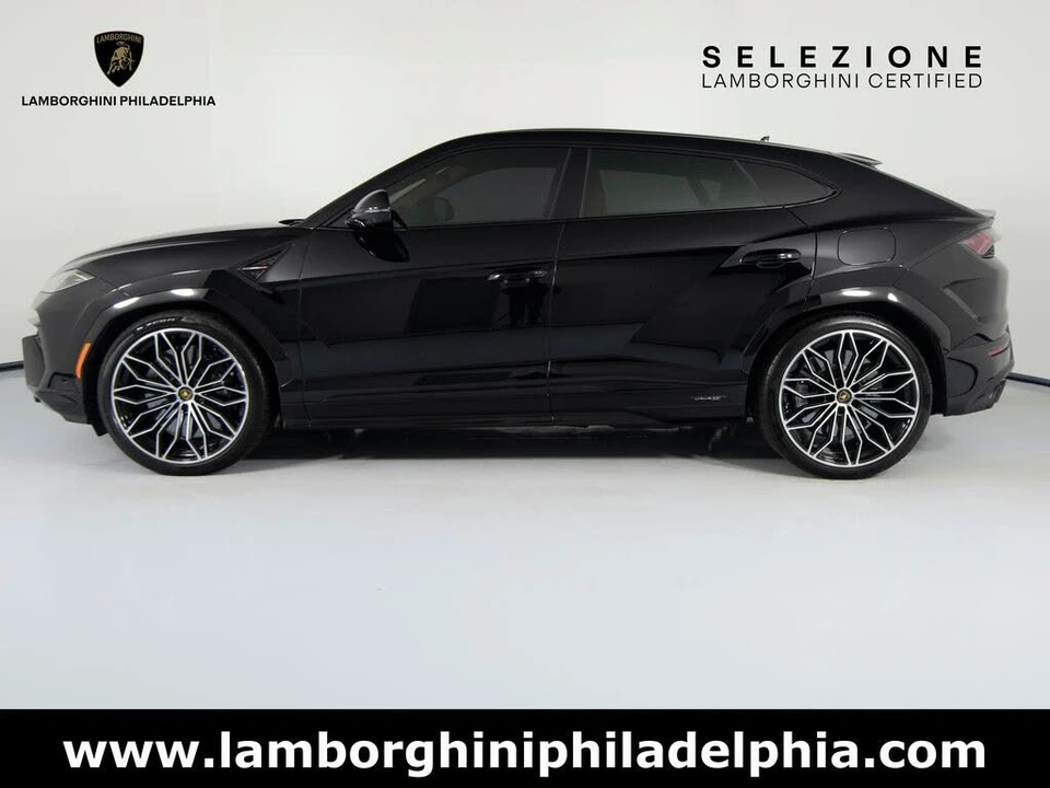 2025 Lamborghini Urus SE - Image 8 of 31
