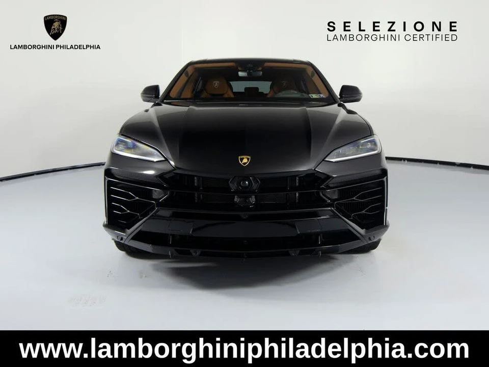 2025 Lamborghini Urus SE - Image 2 of 31