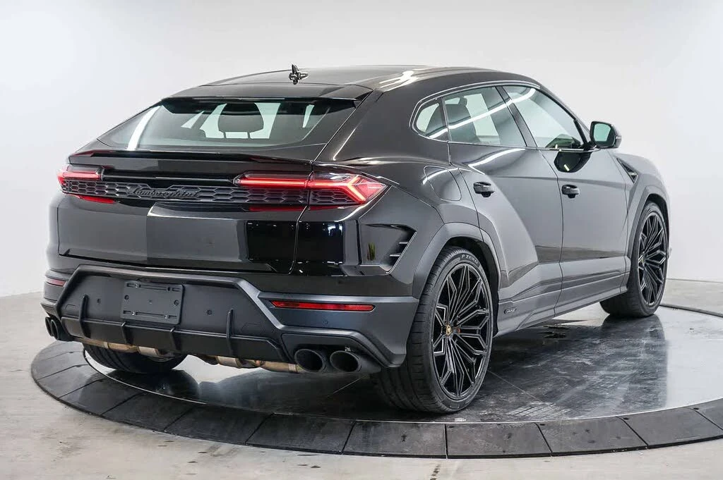 2025 Lamborghini Urus SE - Image 9 of 31