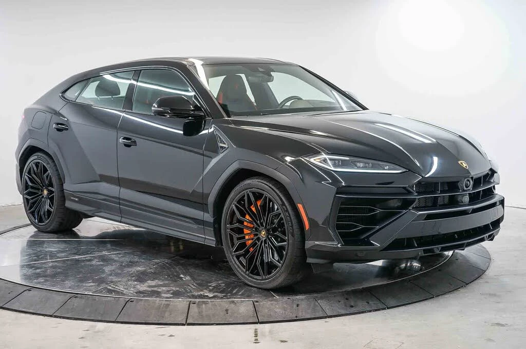 2025 Lamborghini Urus SE - Image 7 of 31