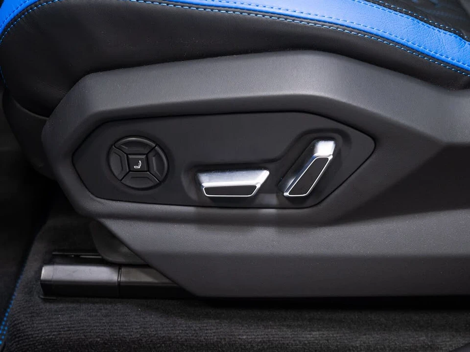 2025 Lamborghini Urus SE - Image 20 of 31