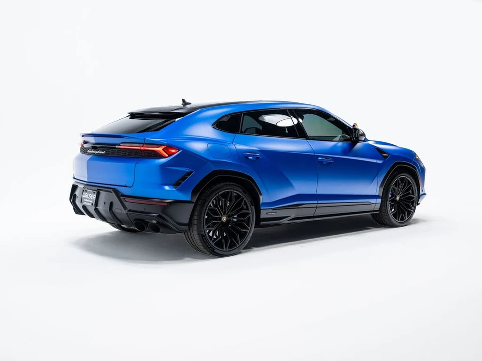 2025 Lamborghini Urus SE - Image 5 of 31