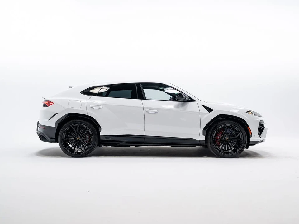 2025 Lamborghini Urus SE - Image 6 of 31