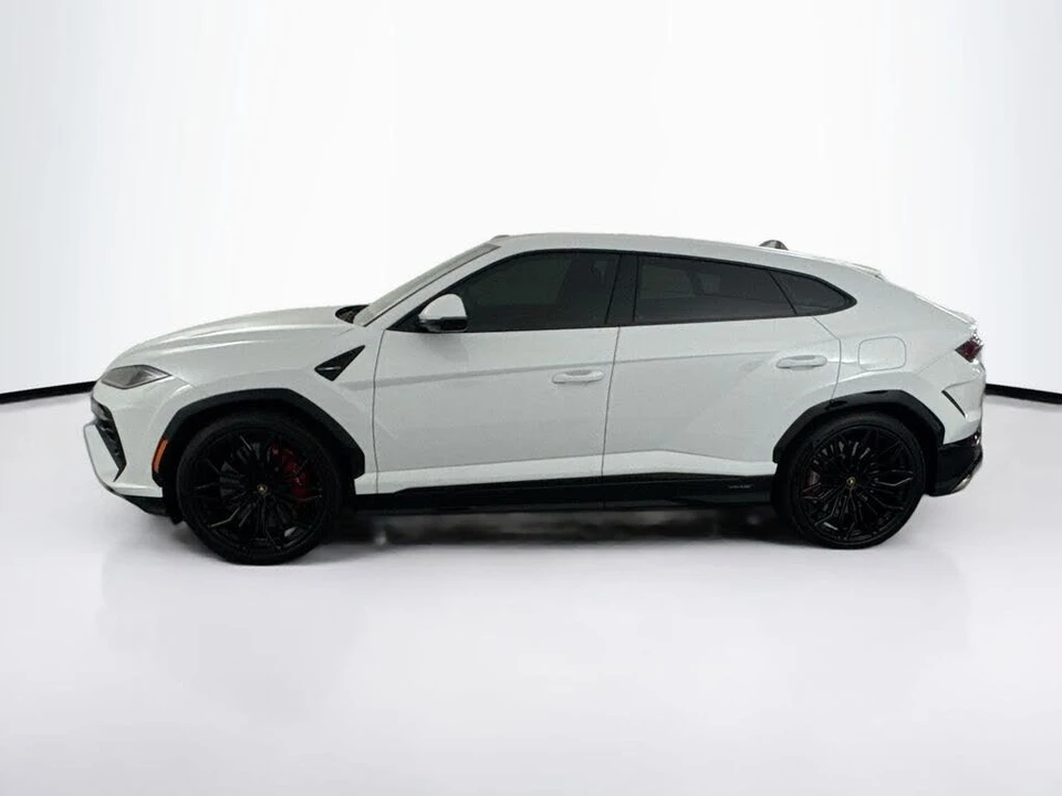 2025 Lamborghini Urus SE - Image 8 of 31