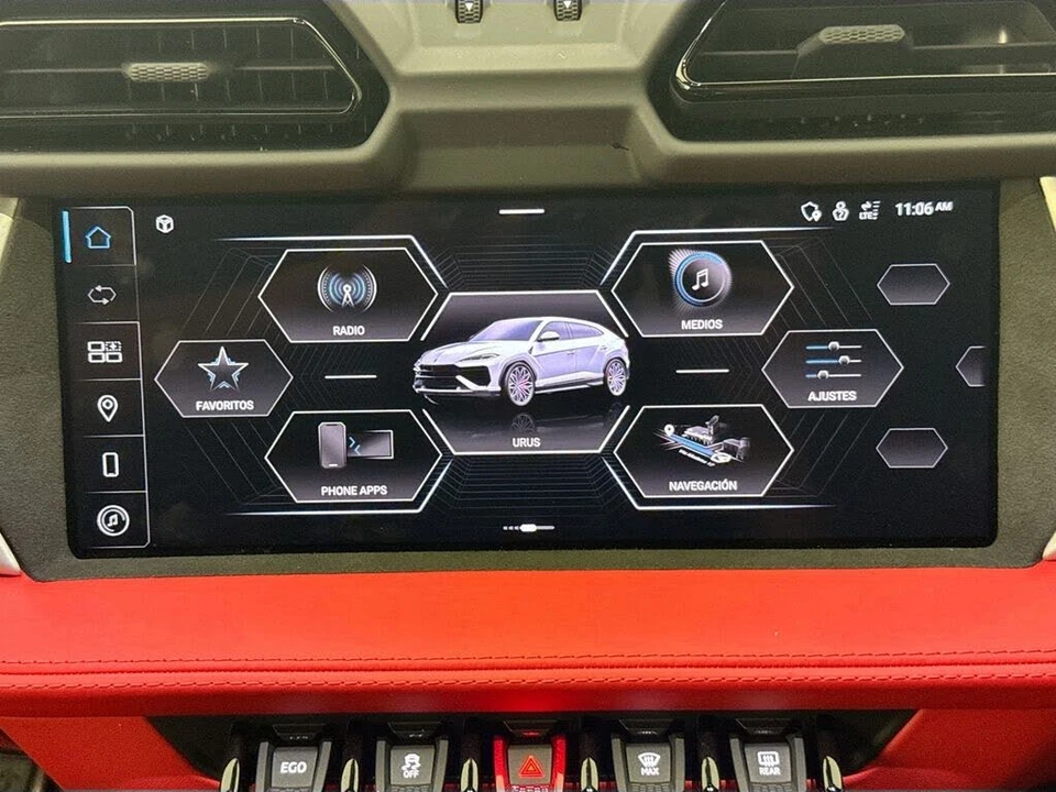 2025 Lamborghini Urus SE - Image 15 of 31