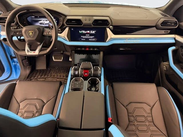 2025 Lamborghini Urus SE - Image 13 of 31