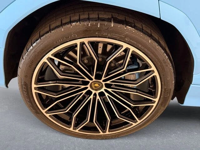 2025 Lamborghini Urus SE - Image 8 of 31
