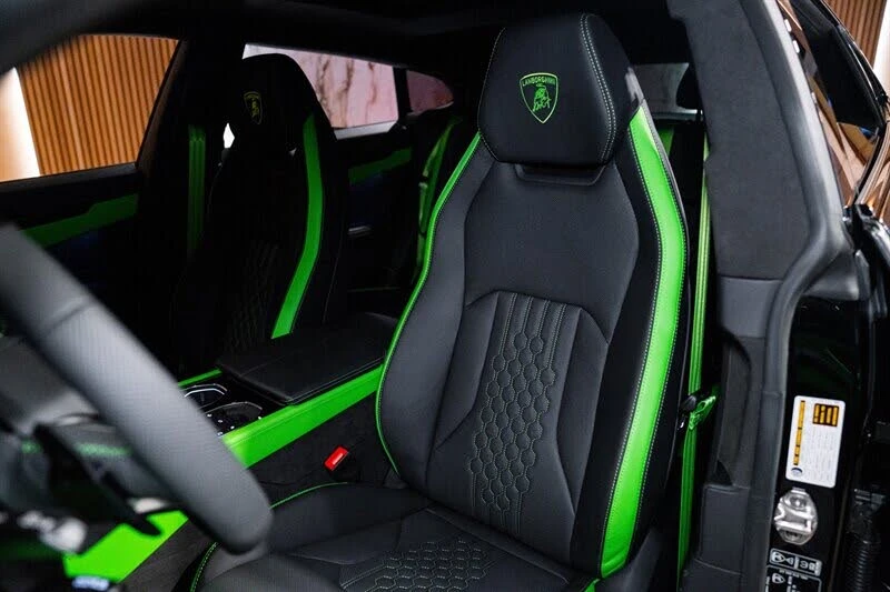 2025 Lamborghini Urus SE - Image 6 of 14