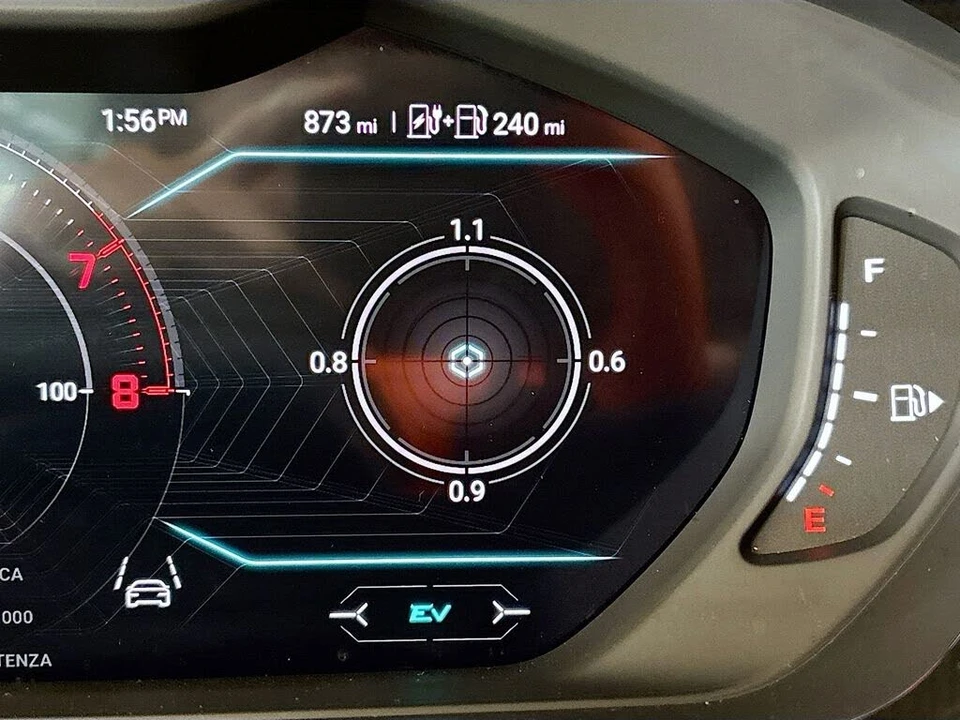 2025 Lamborghini Urus SE - Image 11 of 31