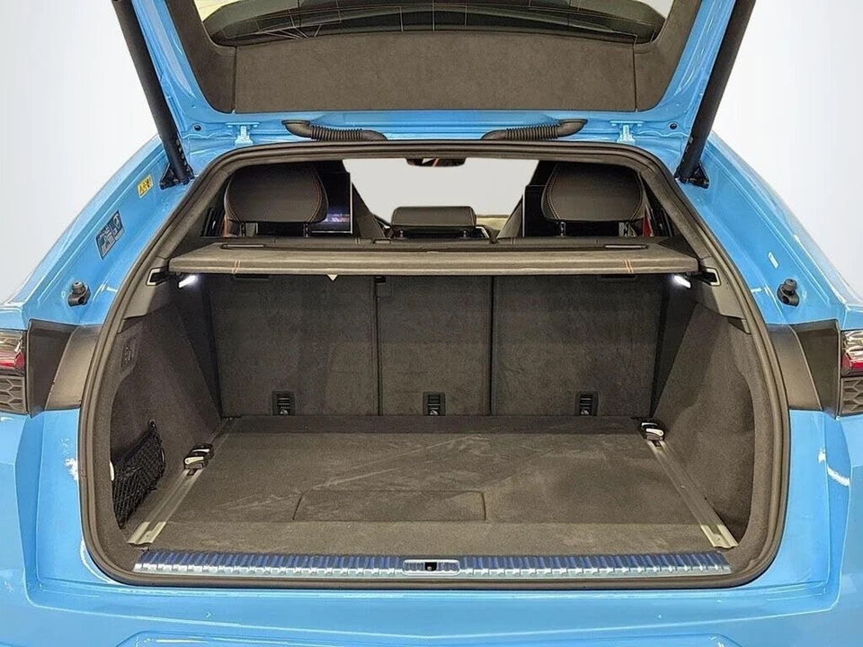2025 Lamborghini Urus SE - Image 27 of 31