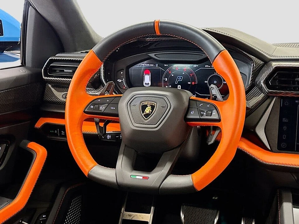 2025 Lamborghini Urus SE - Image 19 of 31