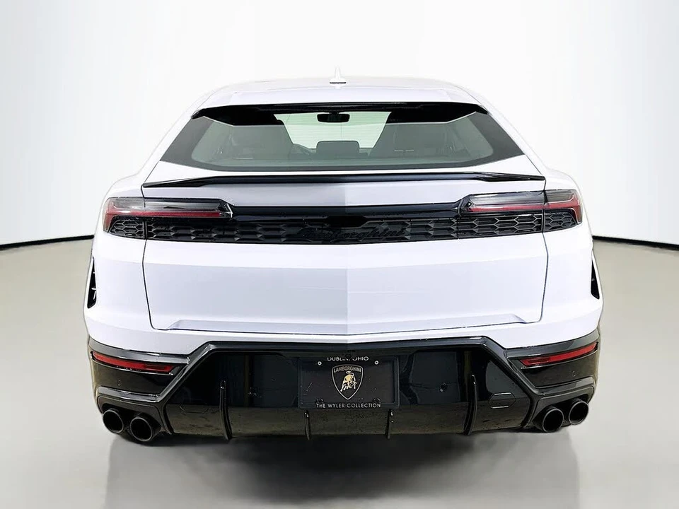 2025 Lamborghini Urus SE - Image 6 of 31