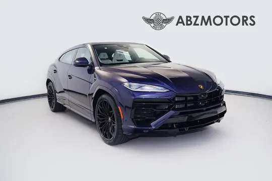 2025 Lamborghini Urus SE AWD