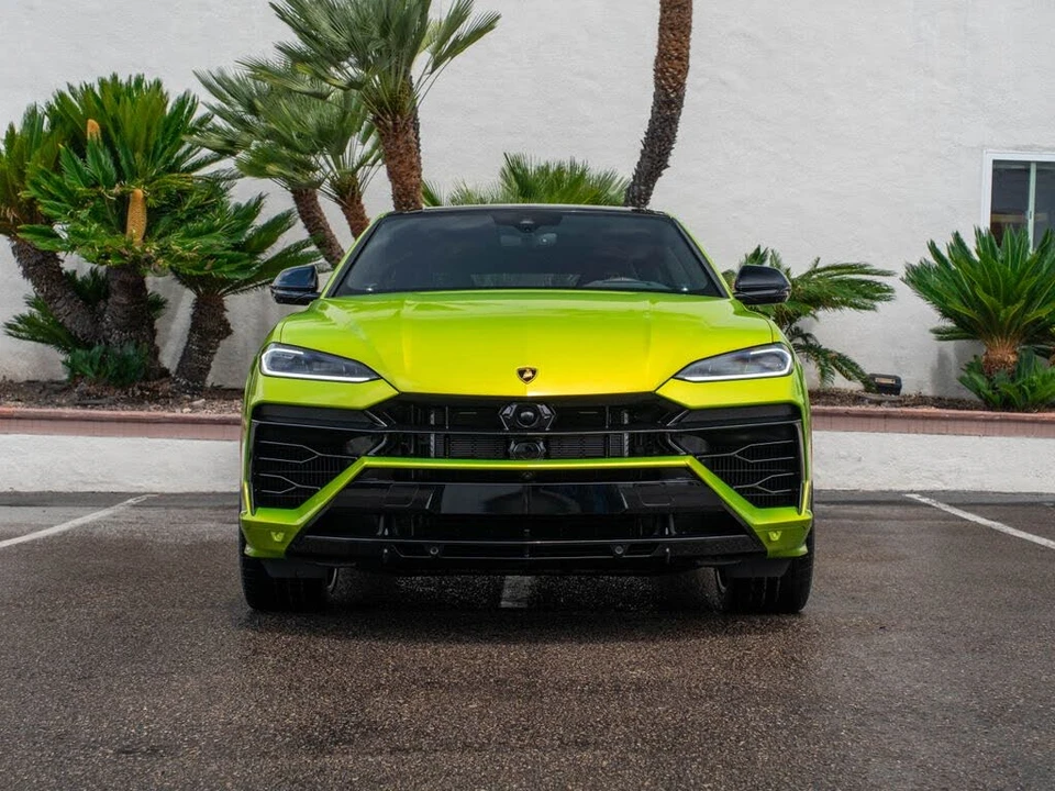 2025 Lamborghini Urus SE - Image 5 of 31