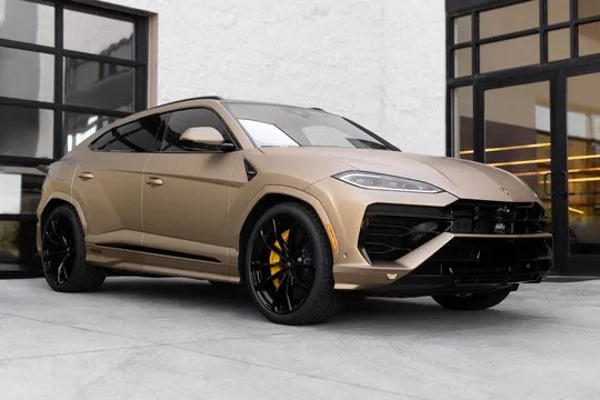 2025 Lamborghini Urus SE AWD